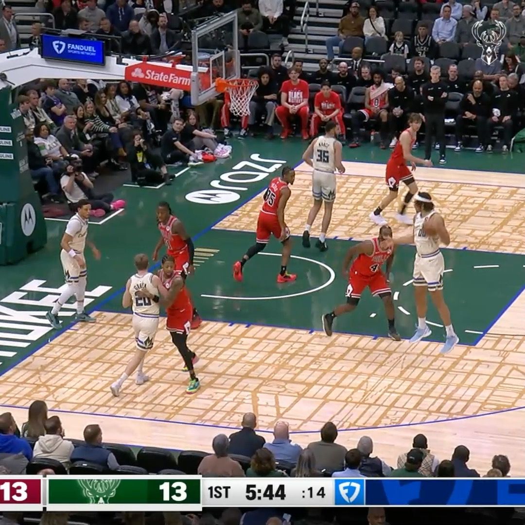 Video post by @milwaukeebucks on Facebook