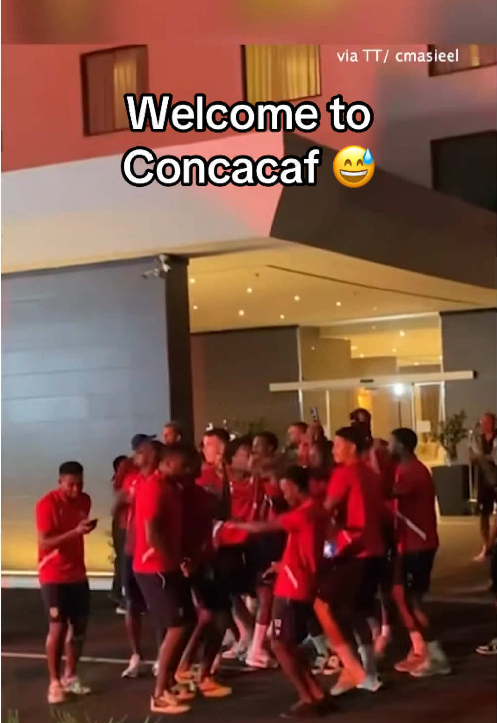 Video post by @cbssportsgolazo on TikTok