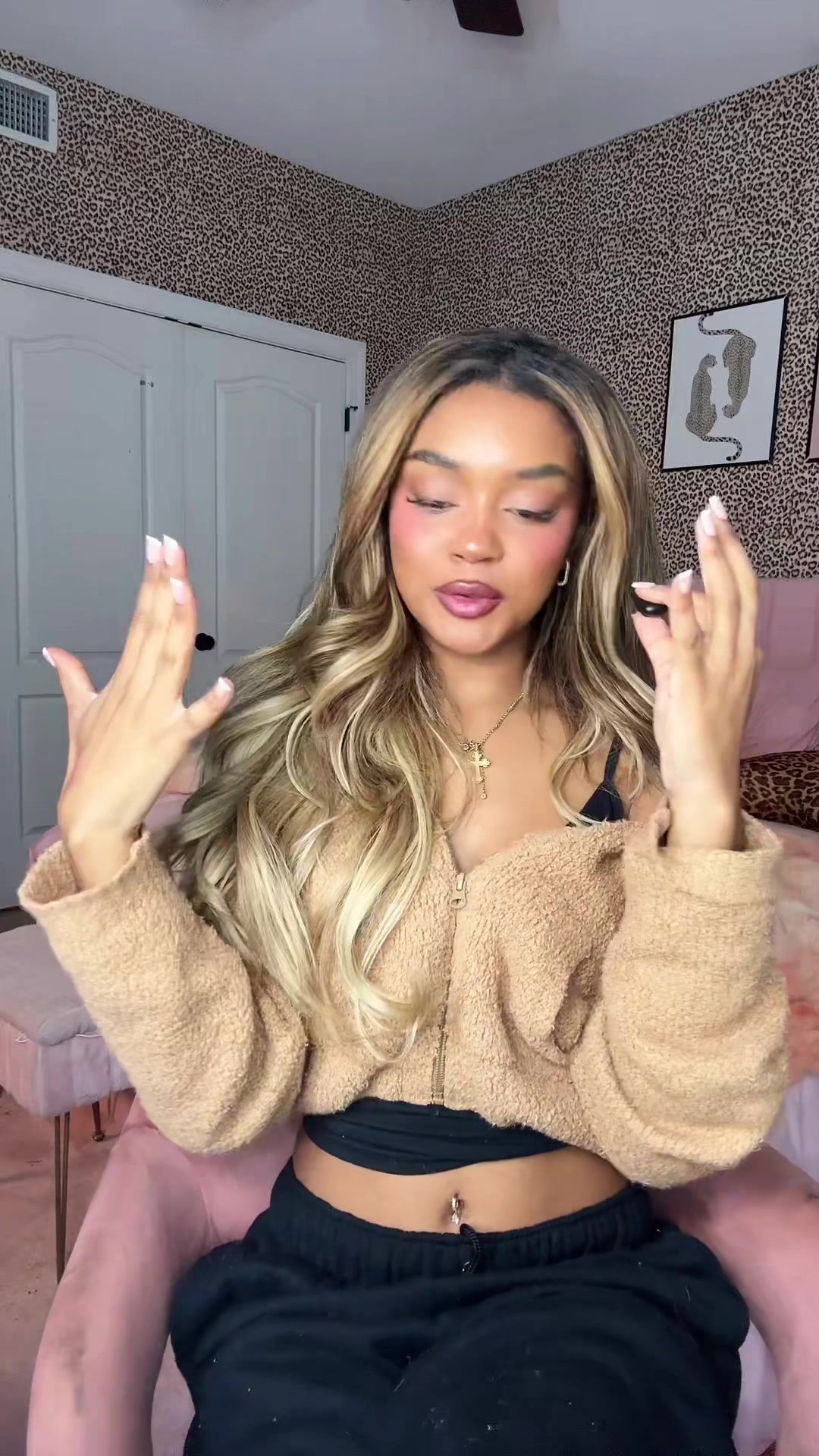 Video post by @maliyatrevinoo on TikTok