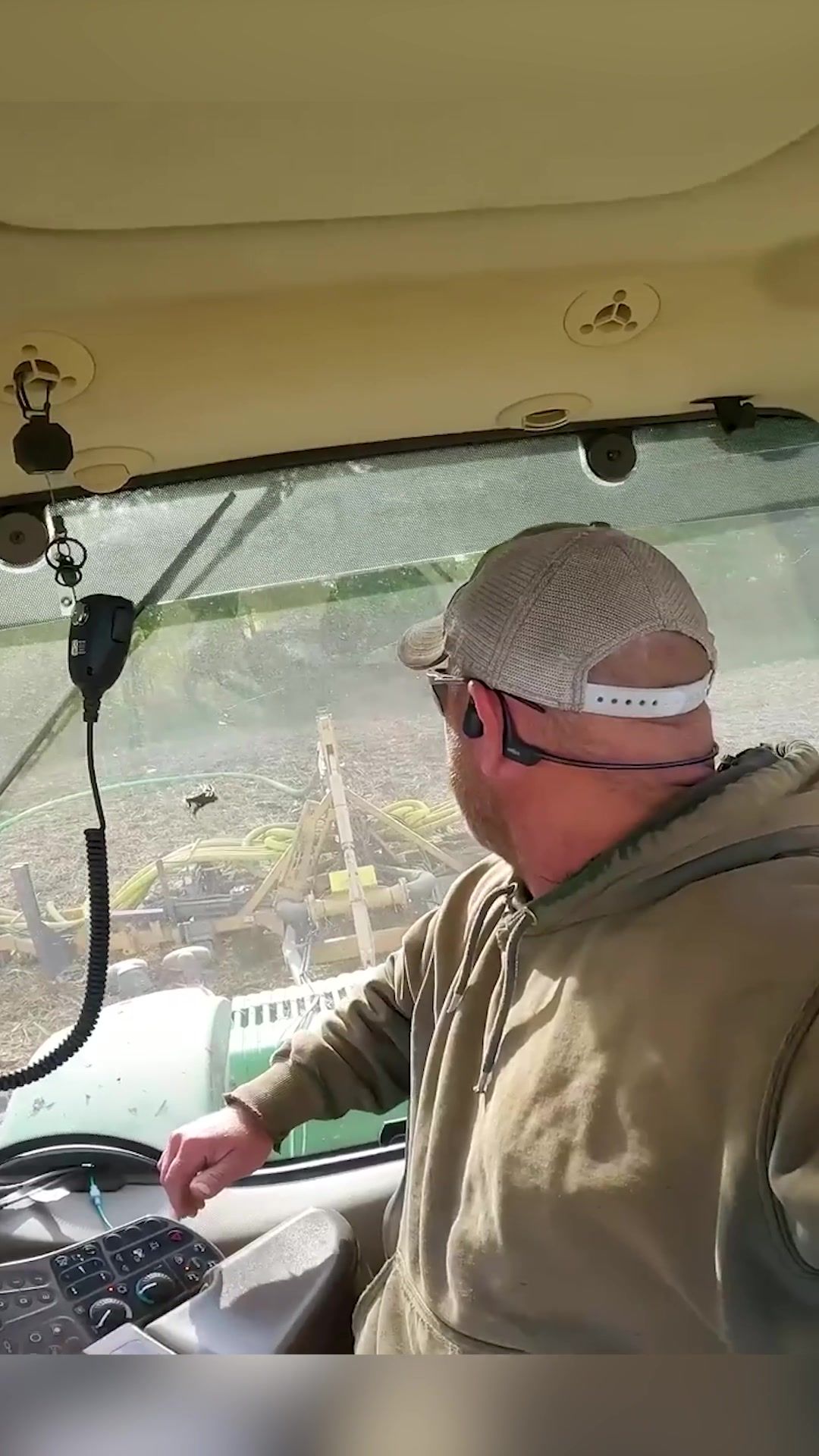 Video post by @thislldofarm on TikTok