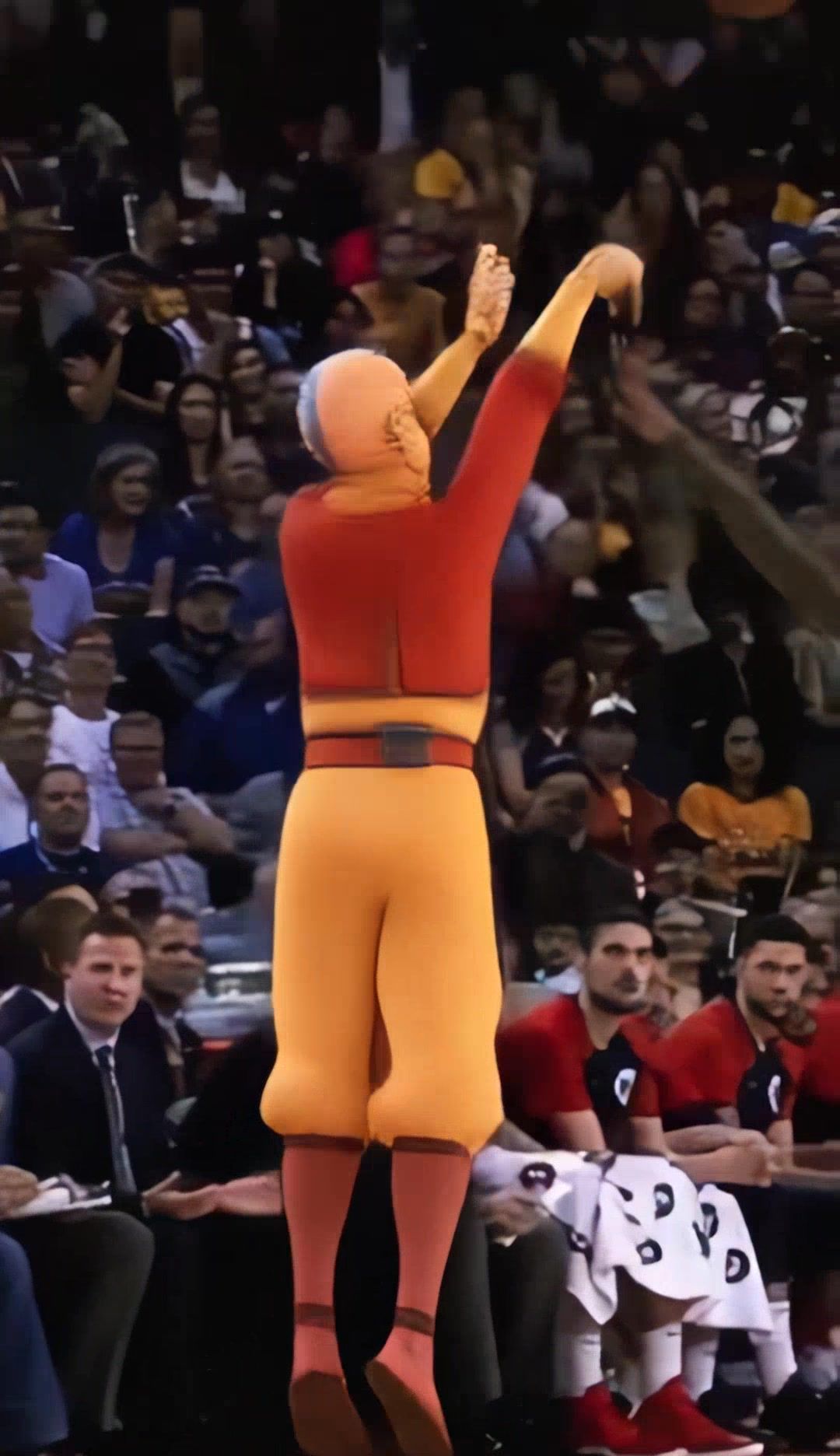 Video post by @magichourai on Facebook