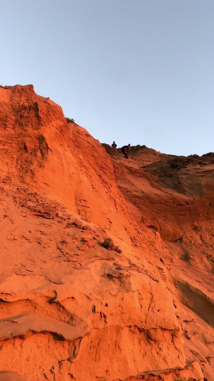 Video post by @noahavallone on TikTok