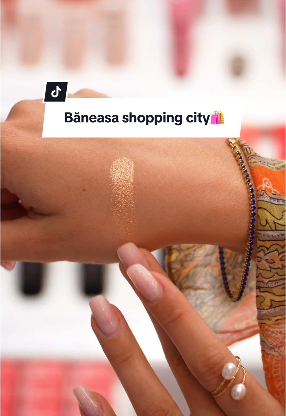 Video post by @vanessaloreenn on TikTok