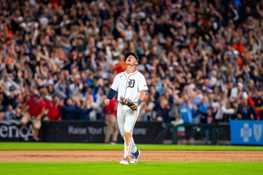 Image post by @FanDuelSportsNetworkDetroit on Facebook