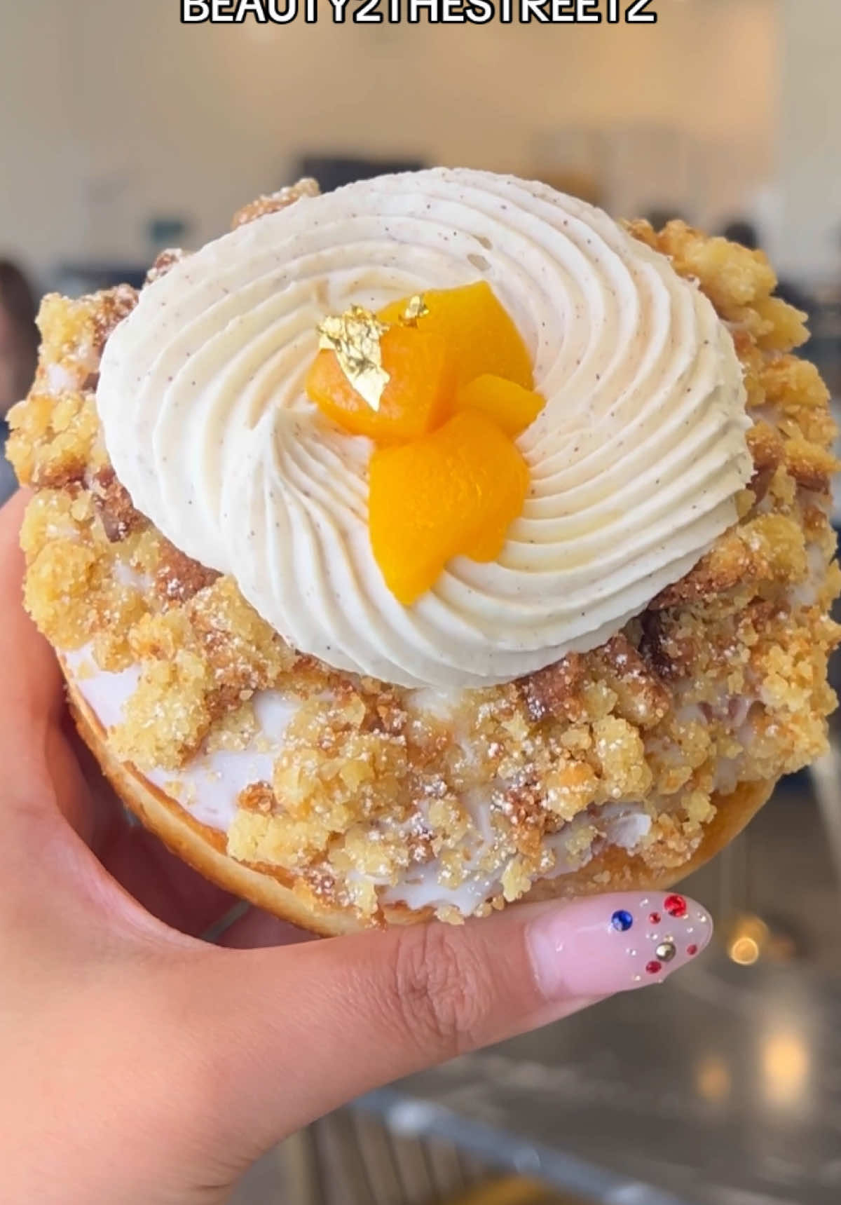 Video post by @ilovesainthonore on TikTok