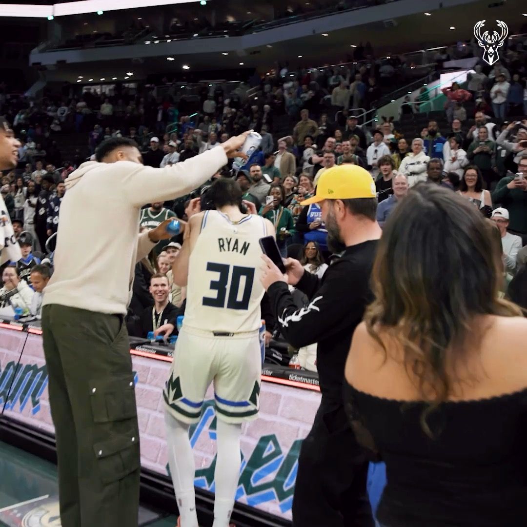 Video post by @milwaukeebucks on Facebook