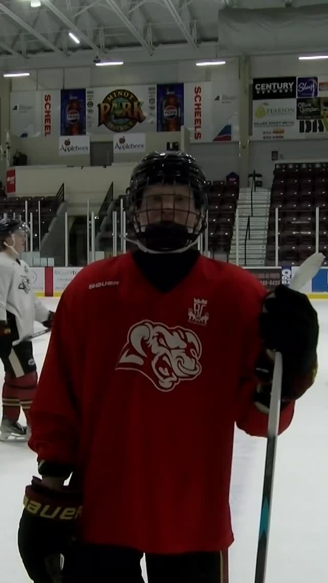 Video post by @TaurosHockey on Facebook