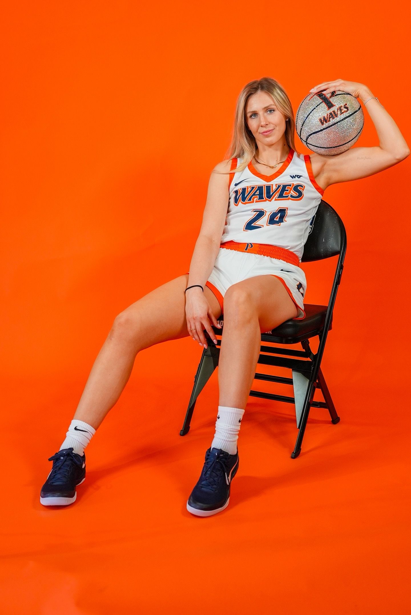 Video post by @morgchive on TikTok