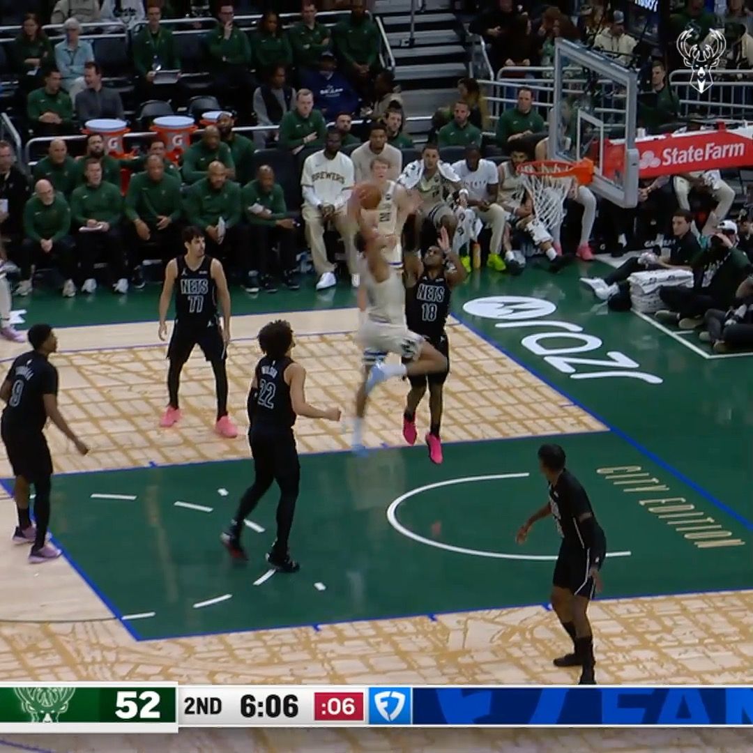 Video post by @milwaukeebucks on Facebook