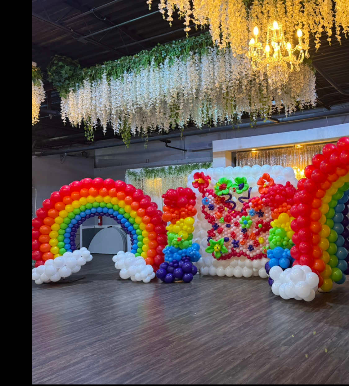 Video post by @lebouquetballoons on TikTok