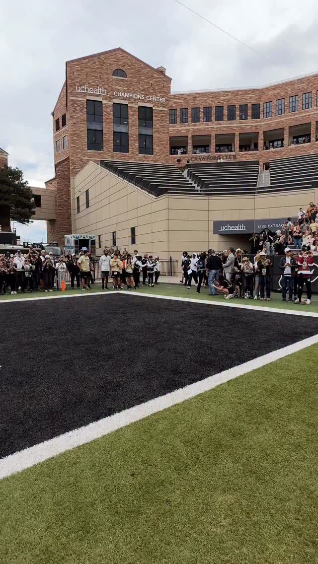 Video post by @cubuffsfootball on Facebook