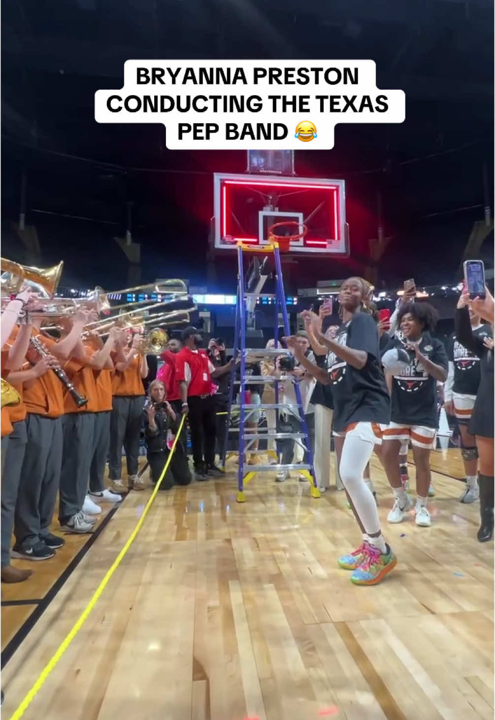 Video post by @marchmadnesswbb on TikTok