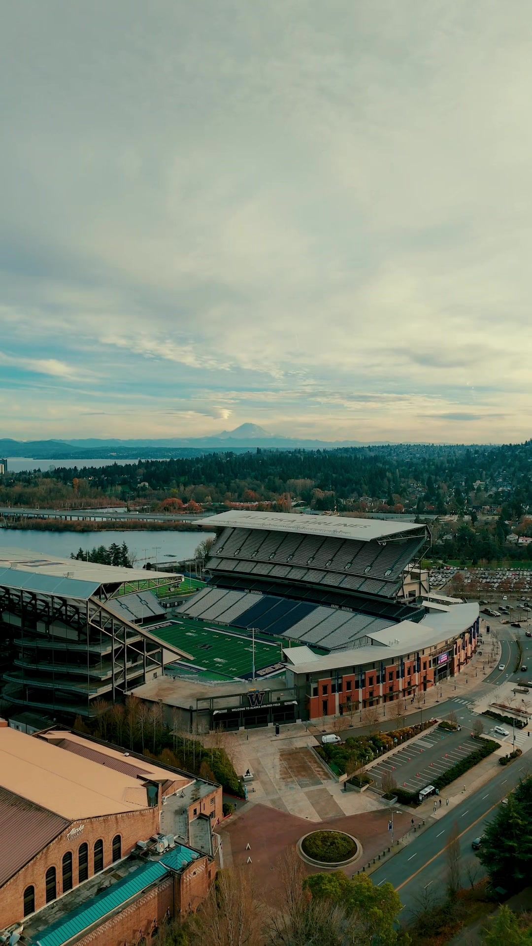 Video post by @uwathletics on TikTok