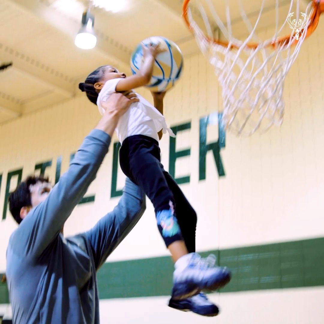 Video post by @BucksCommunity on Facebook