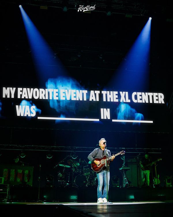 Image post by @XLCenter on Facebook