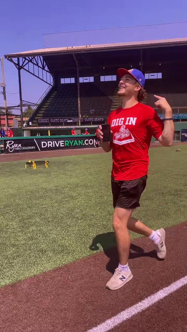 Video post by @hottotsbaseball on TikTok