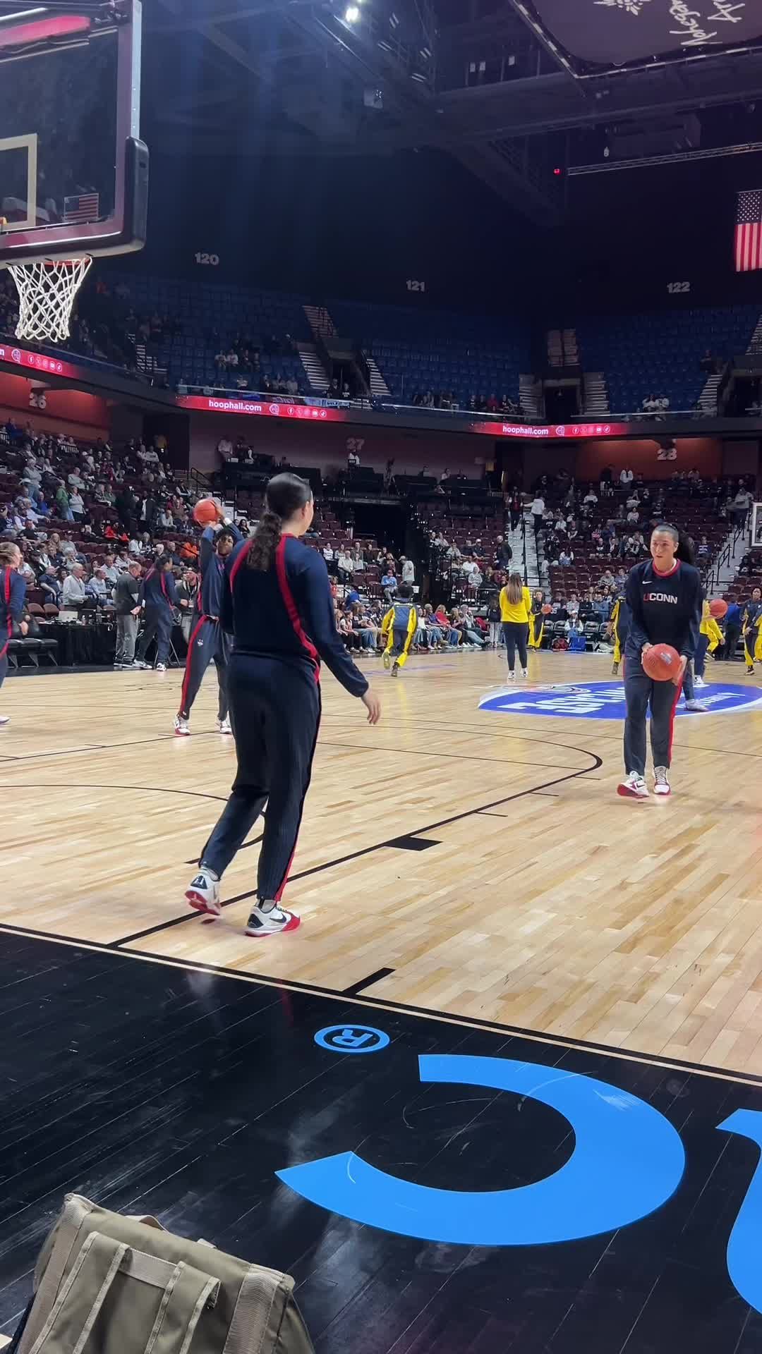 Video post by @uconnwbb on TikTok