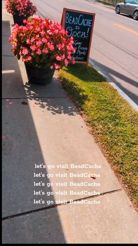 Video post by @beadcache on Facebook