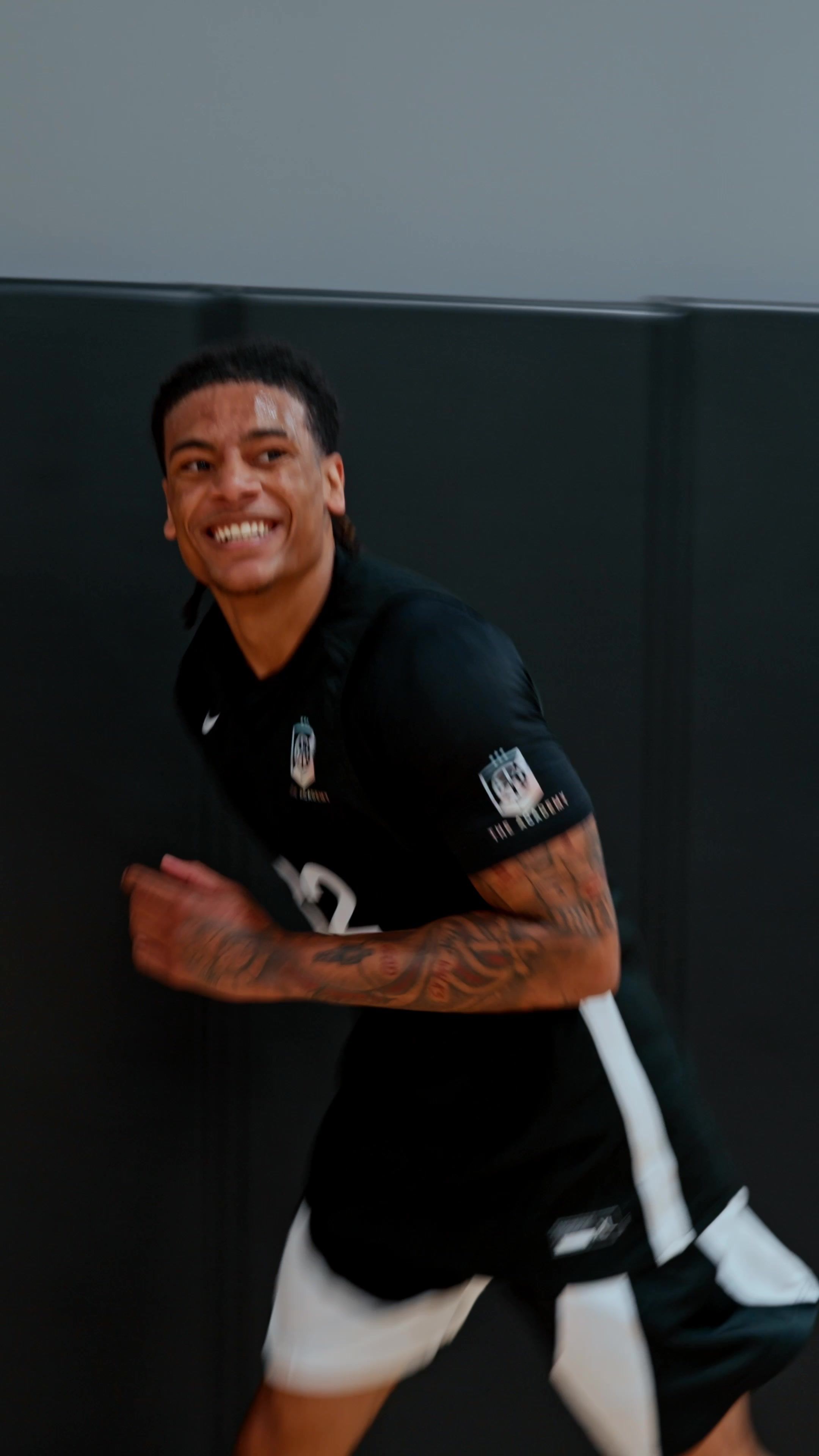 Video post by @nikeeyb on TikTok