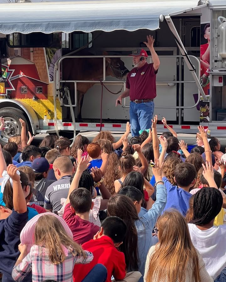 Image post by @LarimerCountyFairAndRodeo on Facebook