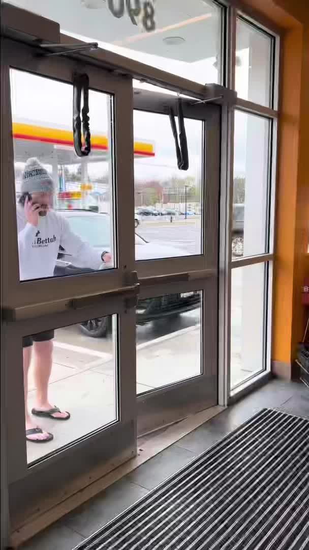 Video post by @ian.brownhill on TikTok