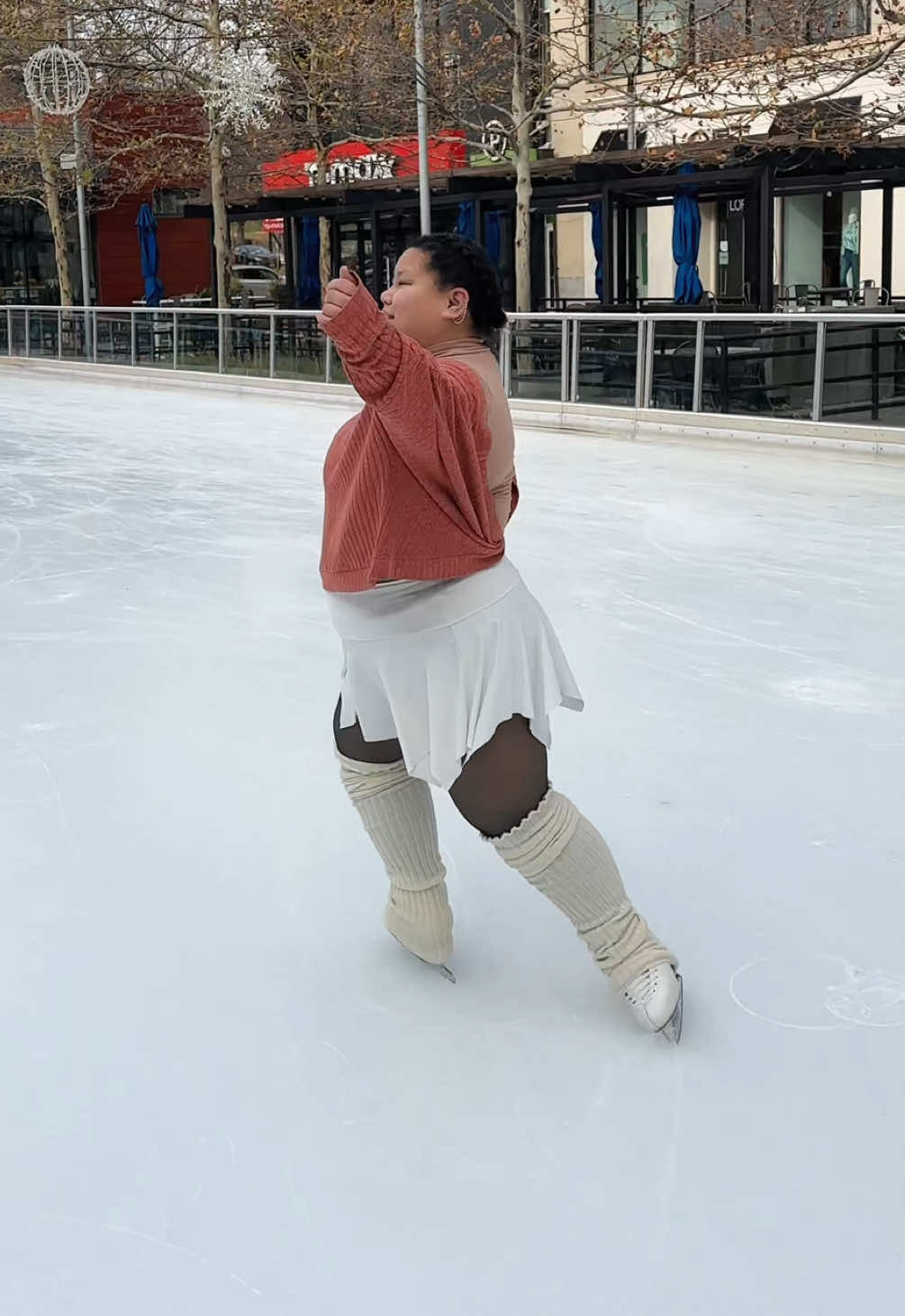 Video post by @lainedubin on TikTok