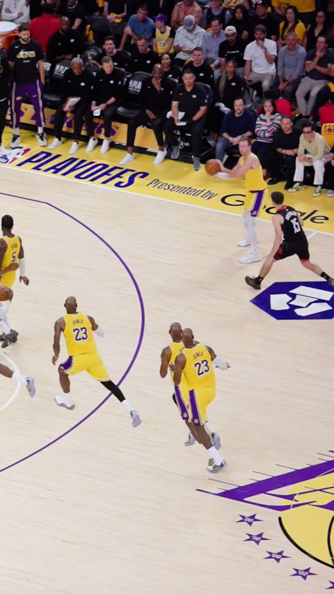 Video post by @losangeleslakers on Facebook