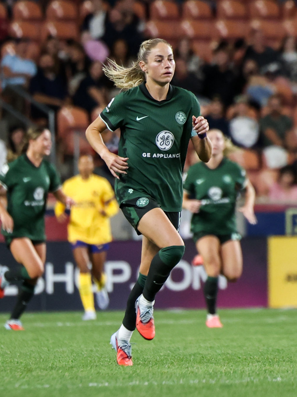 Video post by @racingloufc on TikTok