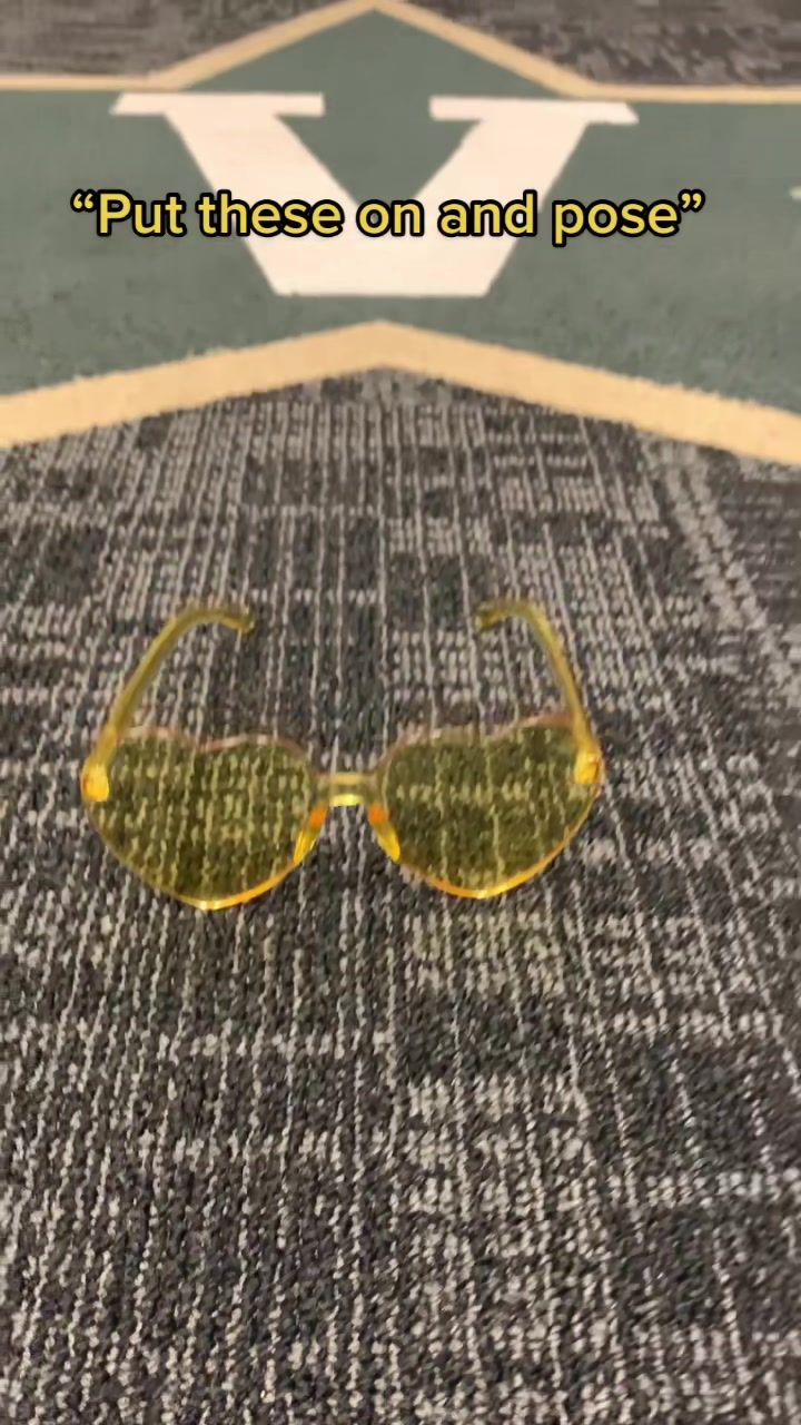 Video post by @anchordown on TikTok