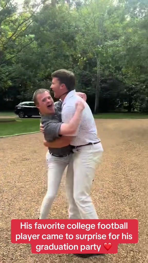 Video post by @whistle on TikTok