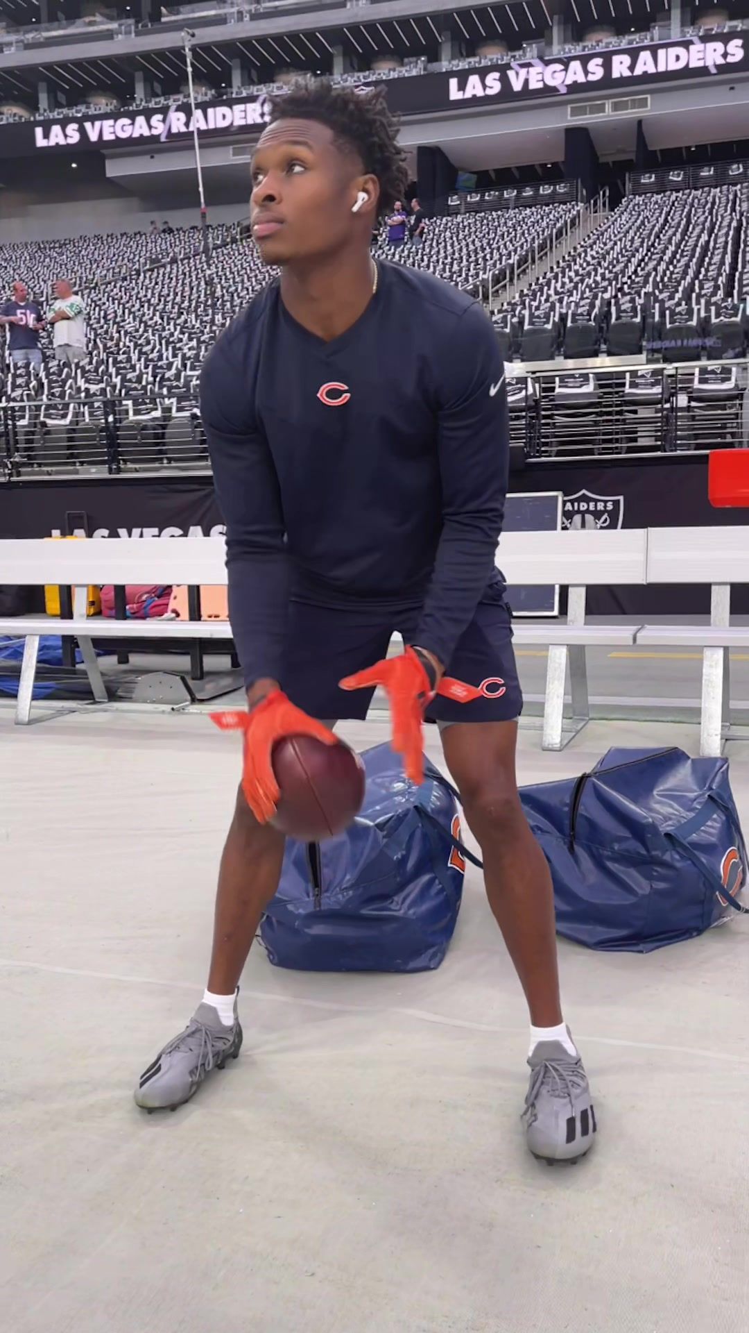 Video post by @chicagobears on TikTok