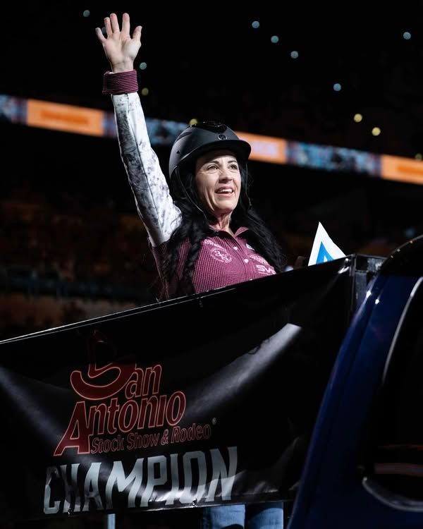 Image post by @sarodeo on Facebook