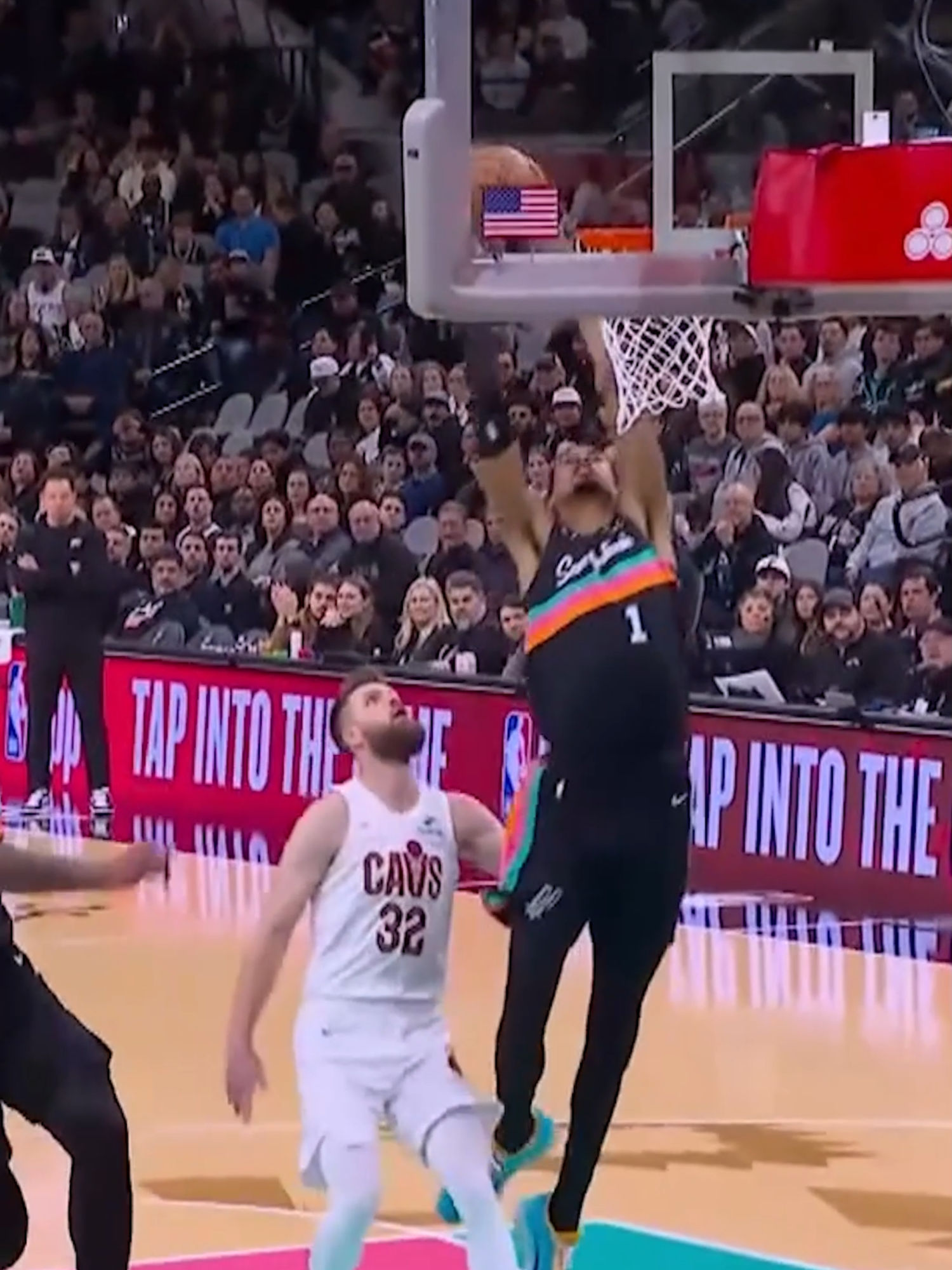 Video post by @nbaextraoff on TikTok