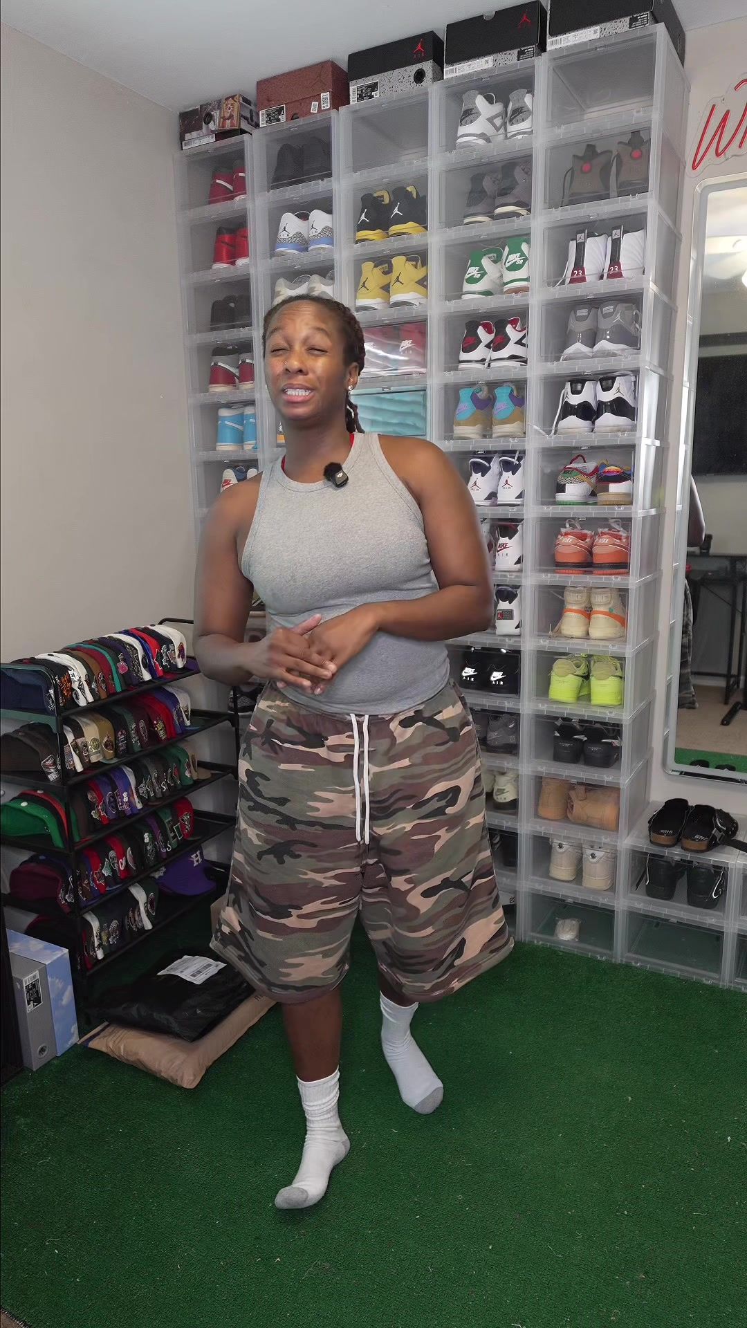 Video post by @wheadacashat_ on TikTok