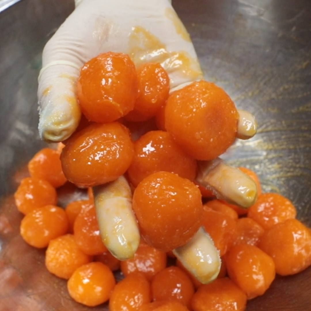 Video post by @FoodInsider on Facebook