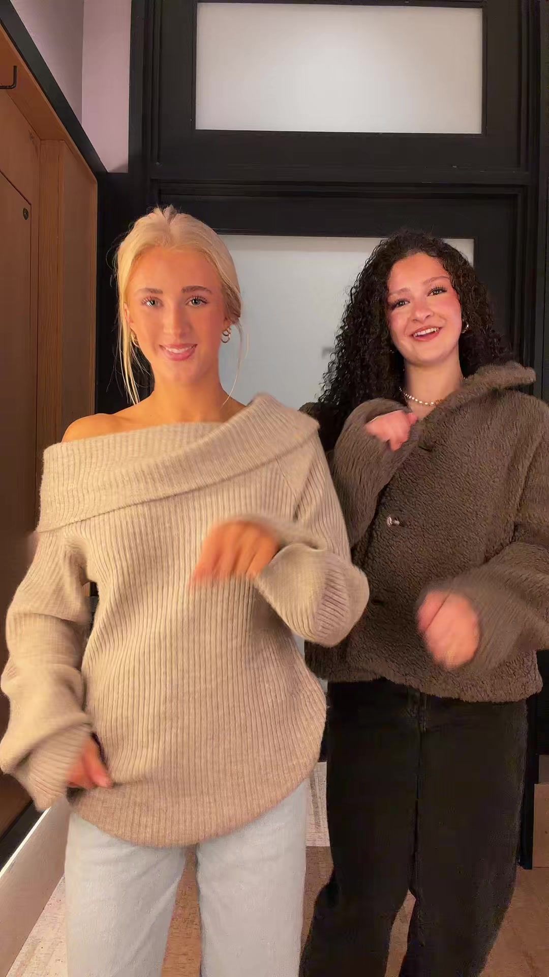 Video post by @theelliebarker on TikTok