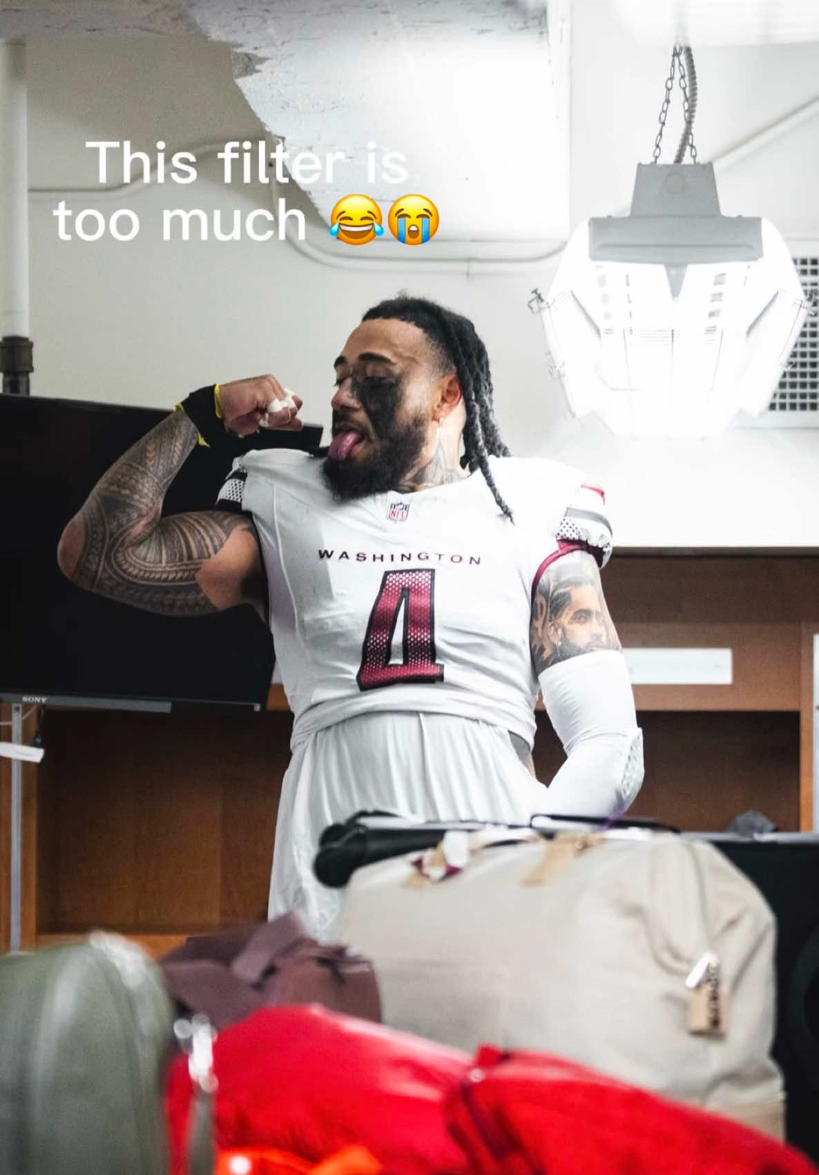 Video post by @commanders on TikTok