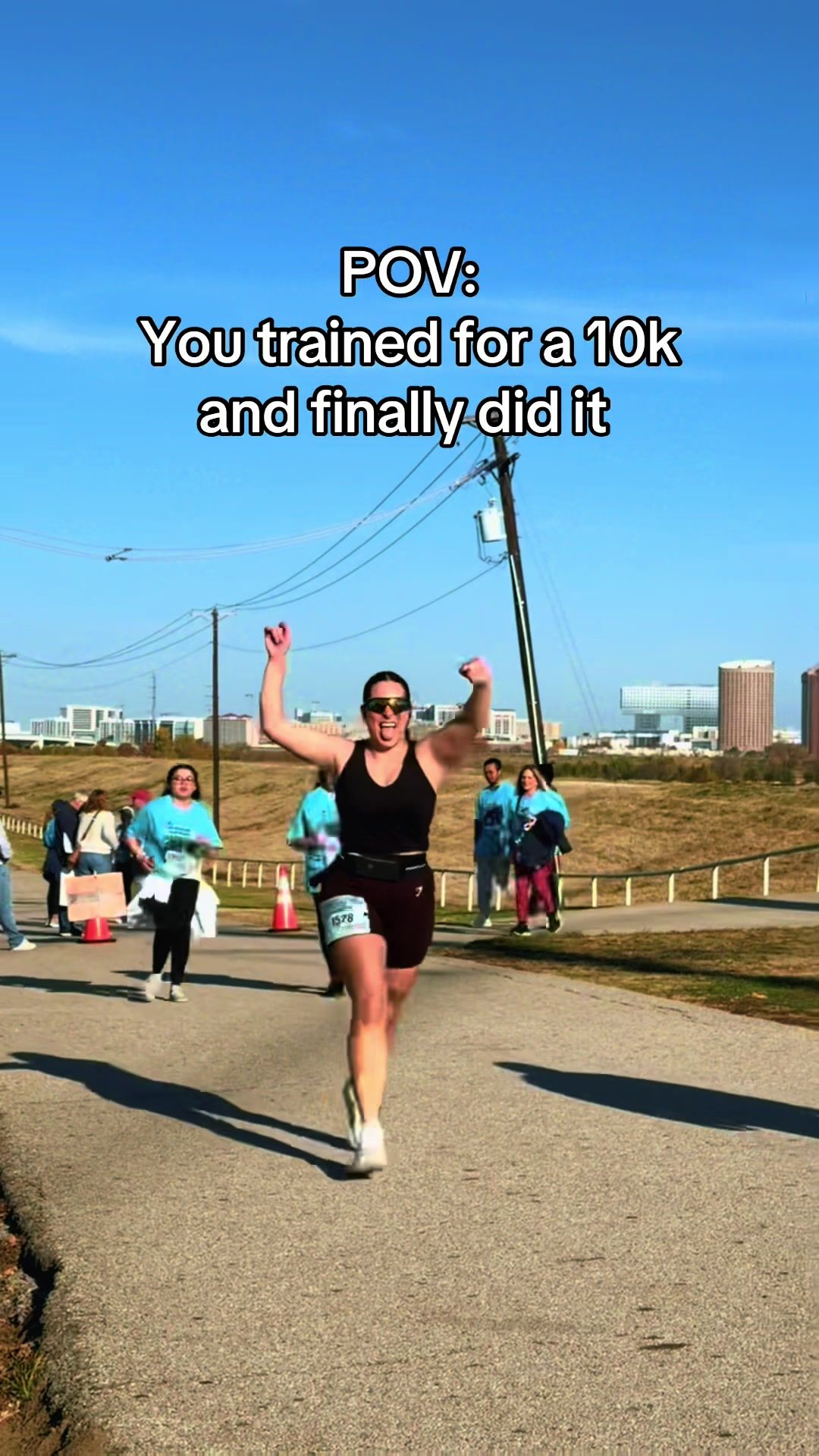 Video post by @hollylatiolais on TikTok