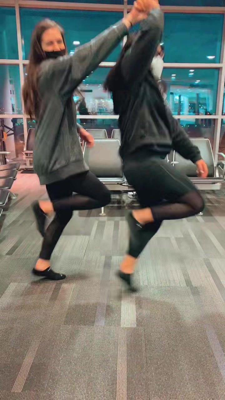 Video post by @anchordown on TikTok