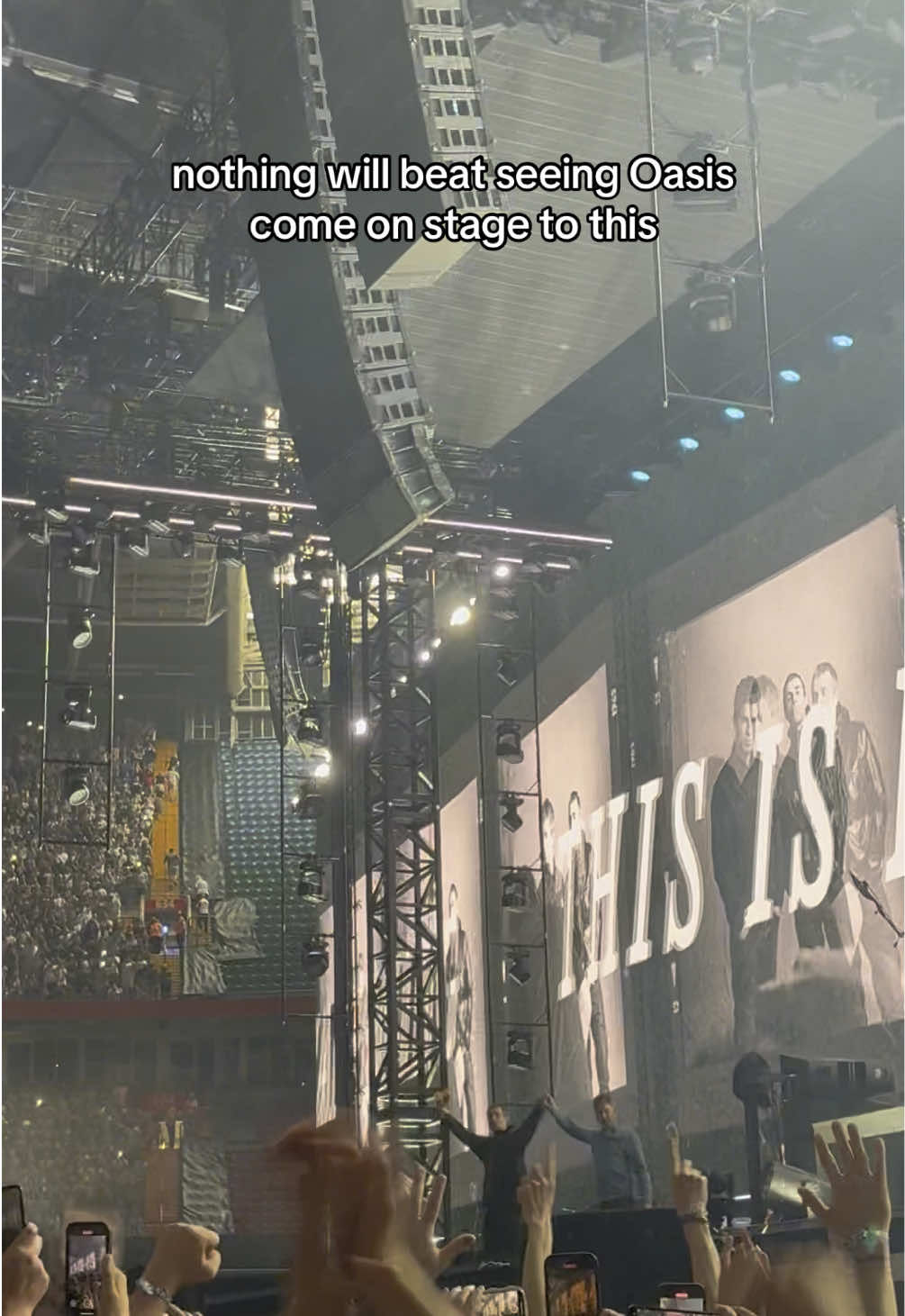 Video post by @radiox on TikTok