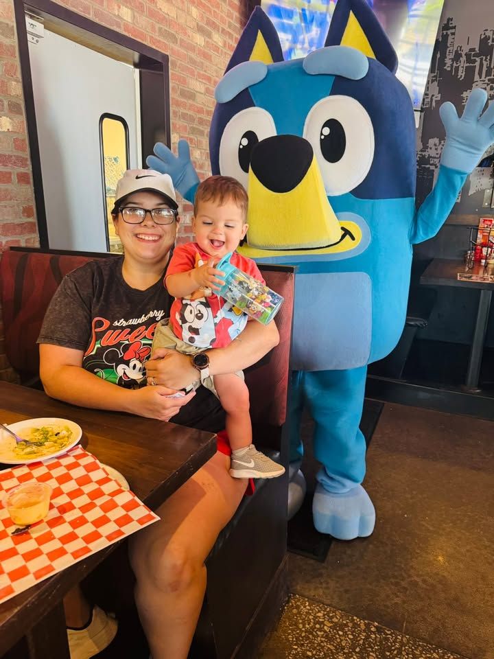 Image post by @parryspizzamckinney on Facebook