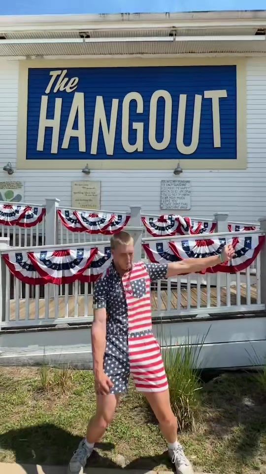 Video post by @thehangoutgs on TikTok