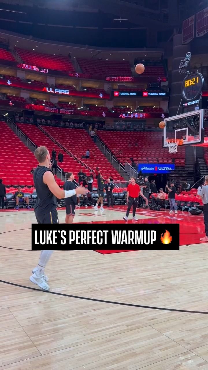 Video post by @losangeleslakers on Facebook