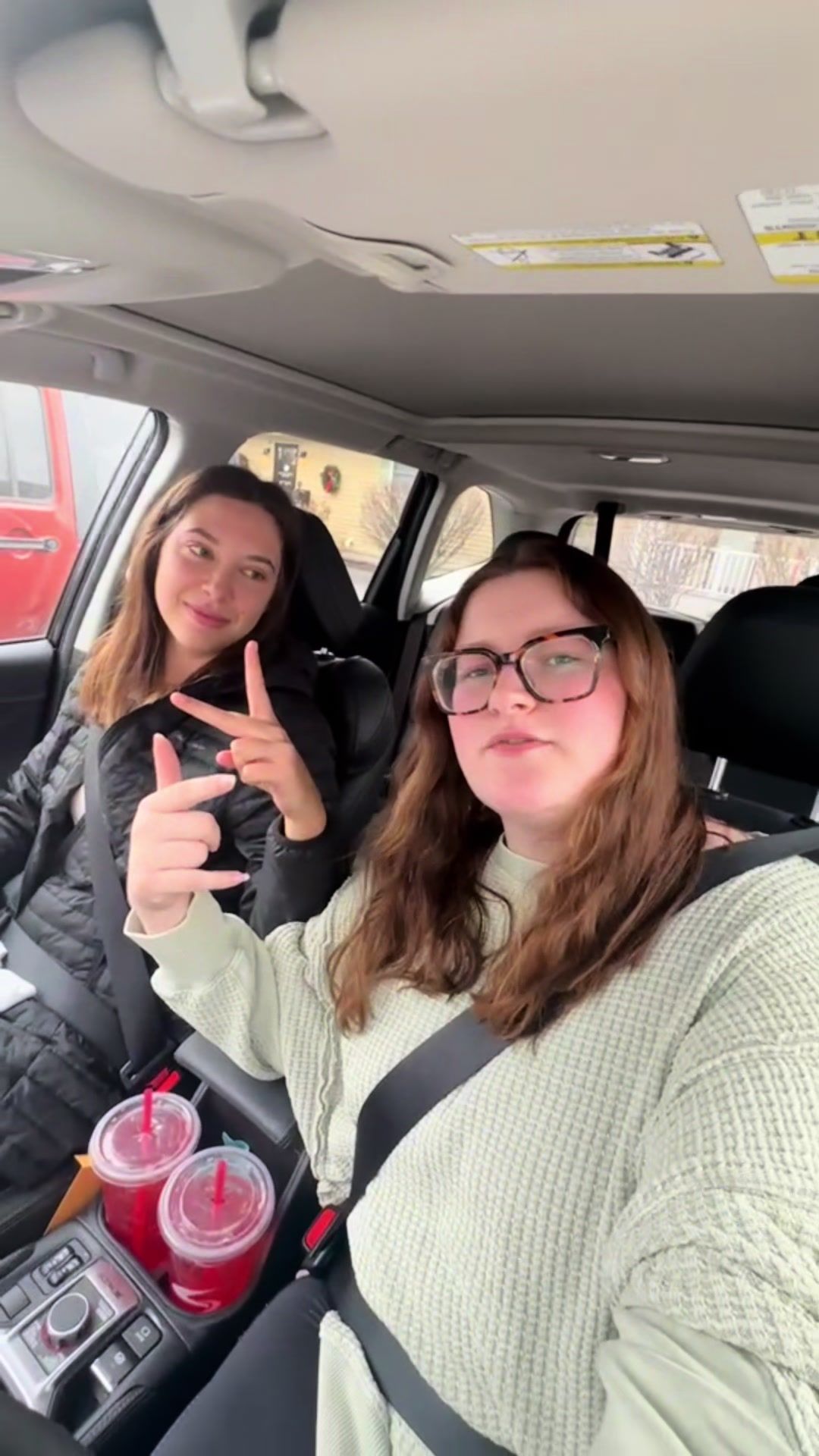 Video post by @aritbow on TikTok