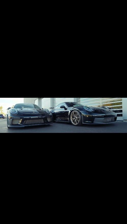 Video post by @PorscheExchange on Facebook