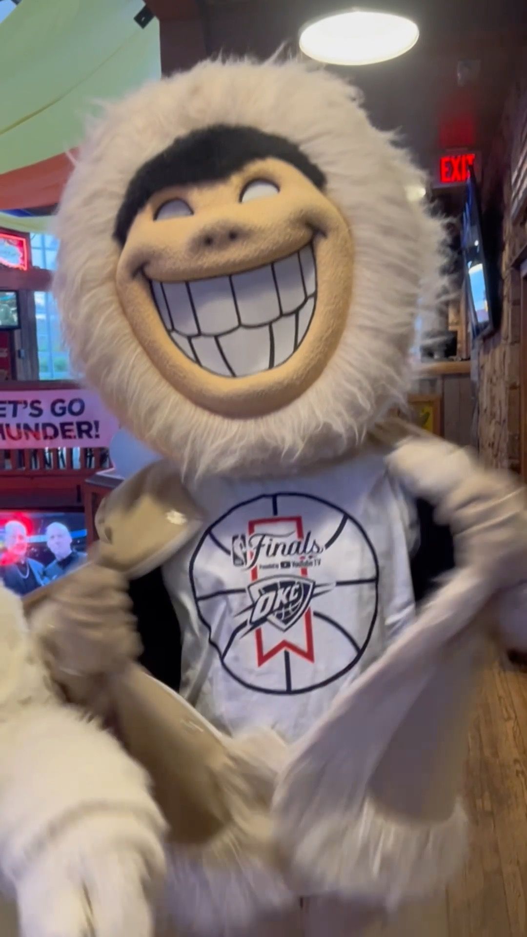 Video post by @eskimojoes on Facebook