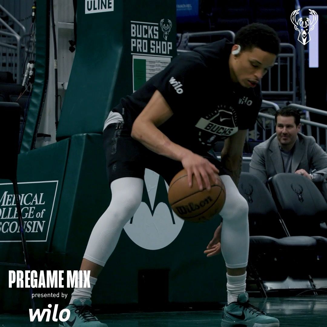Video post by @milwaukeebucks on Facebook