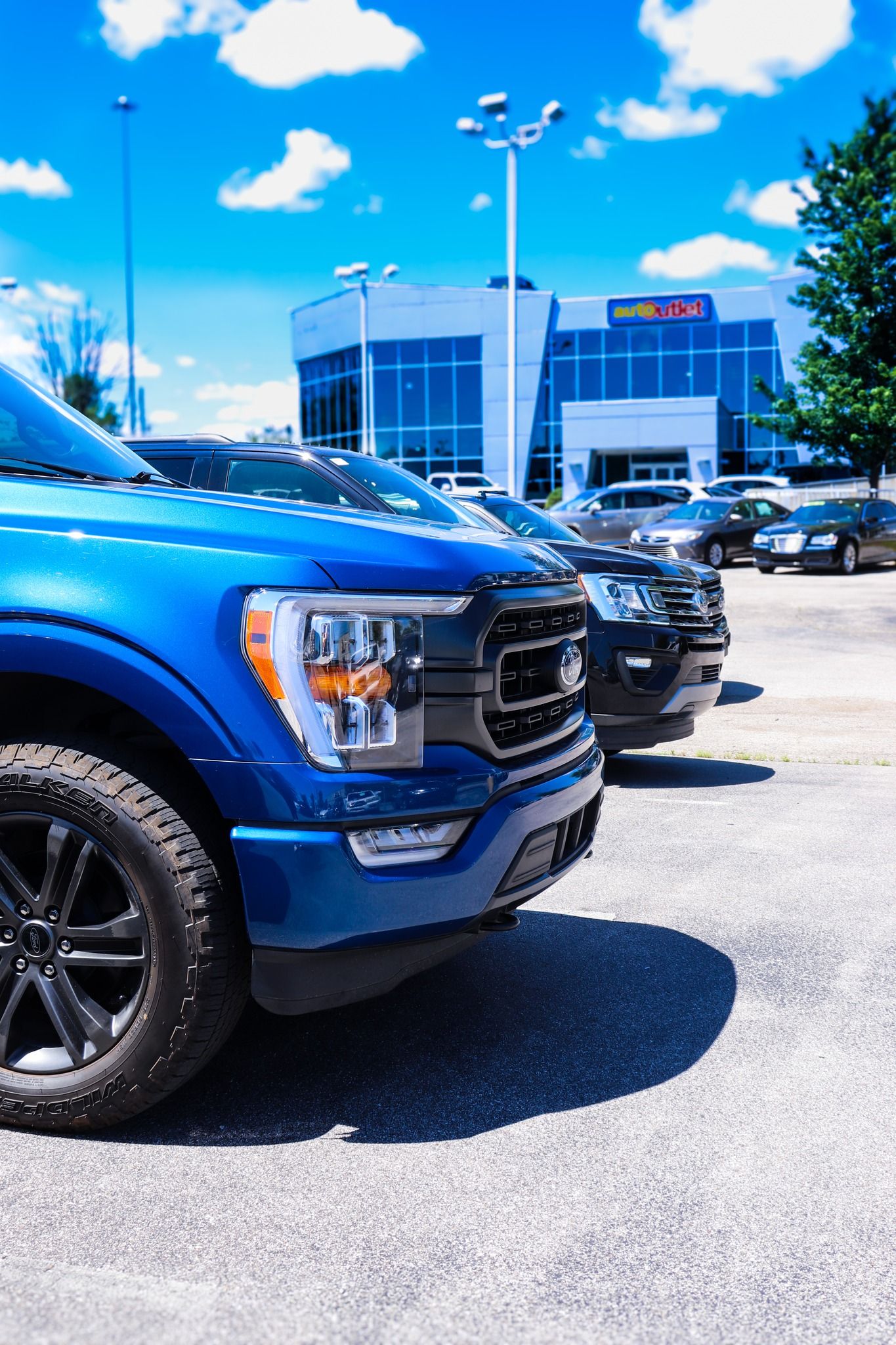 Video post by @PaulMillerAutoOutlet on Facebook