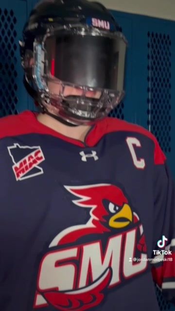 Video post by @smumnwhockey on Facebook