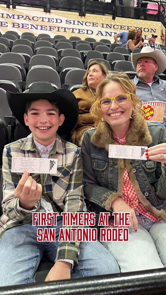 Video post by @sarodeo on Facebook